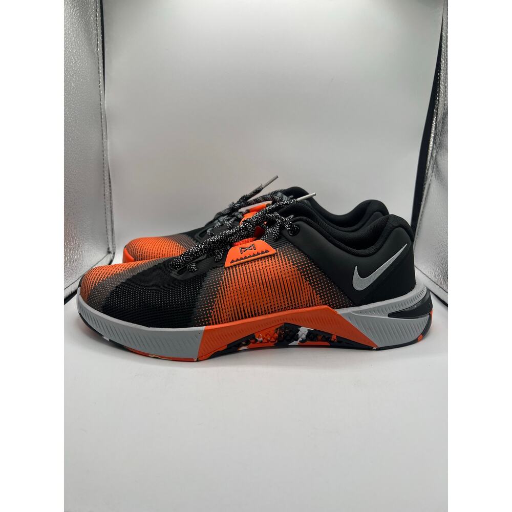 Nike Metcon 10 ‘Black Safety Orange’ size 12.5 men’s
